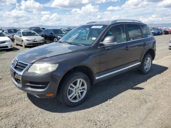 Salvage Volkswagen Touareg