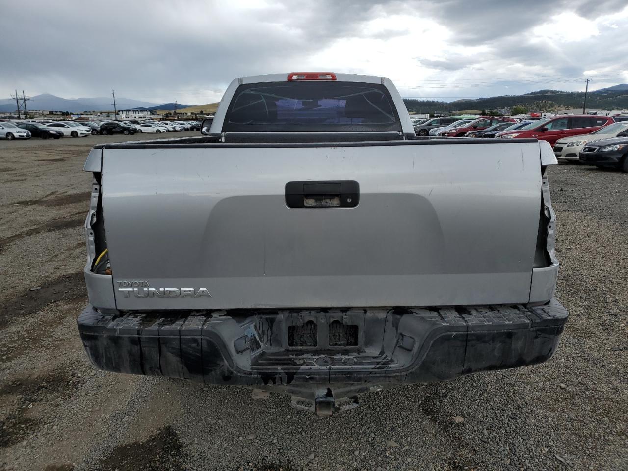 Toyota Tundra Image 10