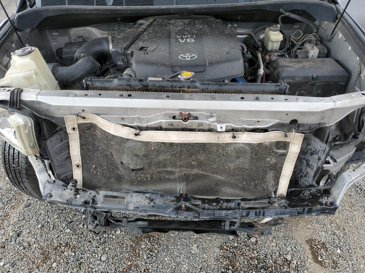 Toyota Tundra Image 6