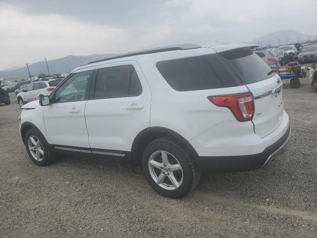 Ford Explorer Xlt Image 2