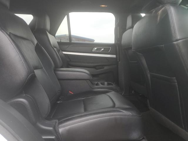 Ford Explorer Xlt Image 12