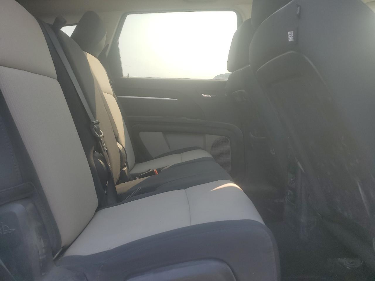 Dodge Journey Sxt Image 2