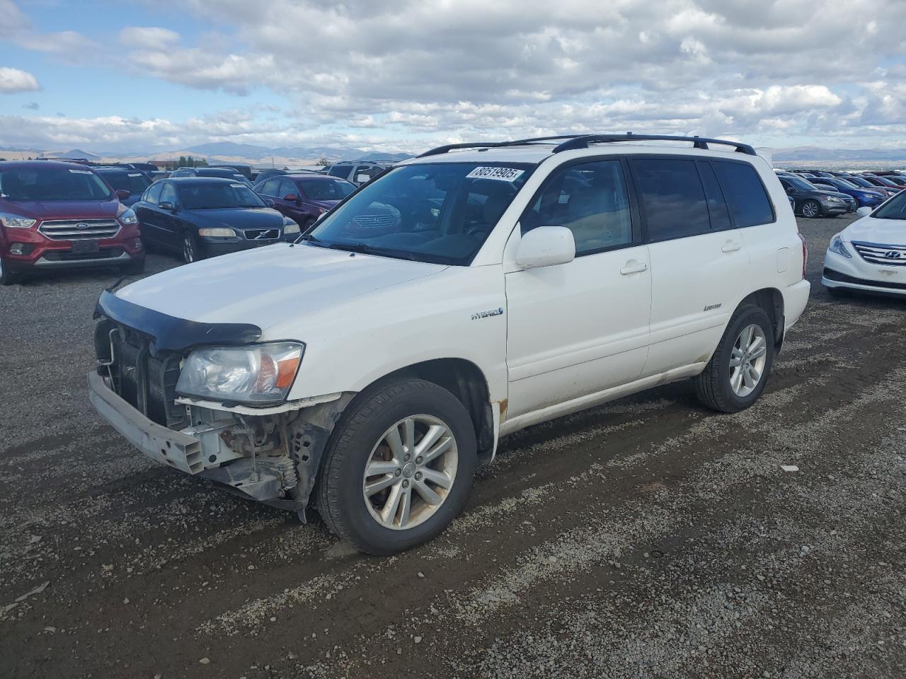 Toyota Highlander Hybrid Image 1