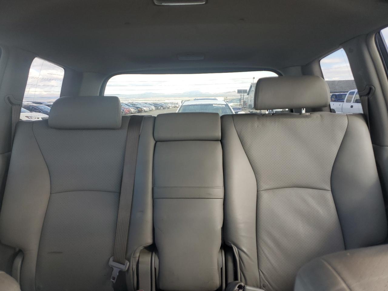 Toyota Highlander Hybrid Image 13