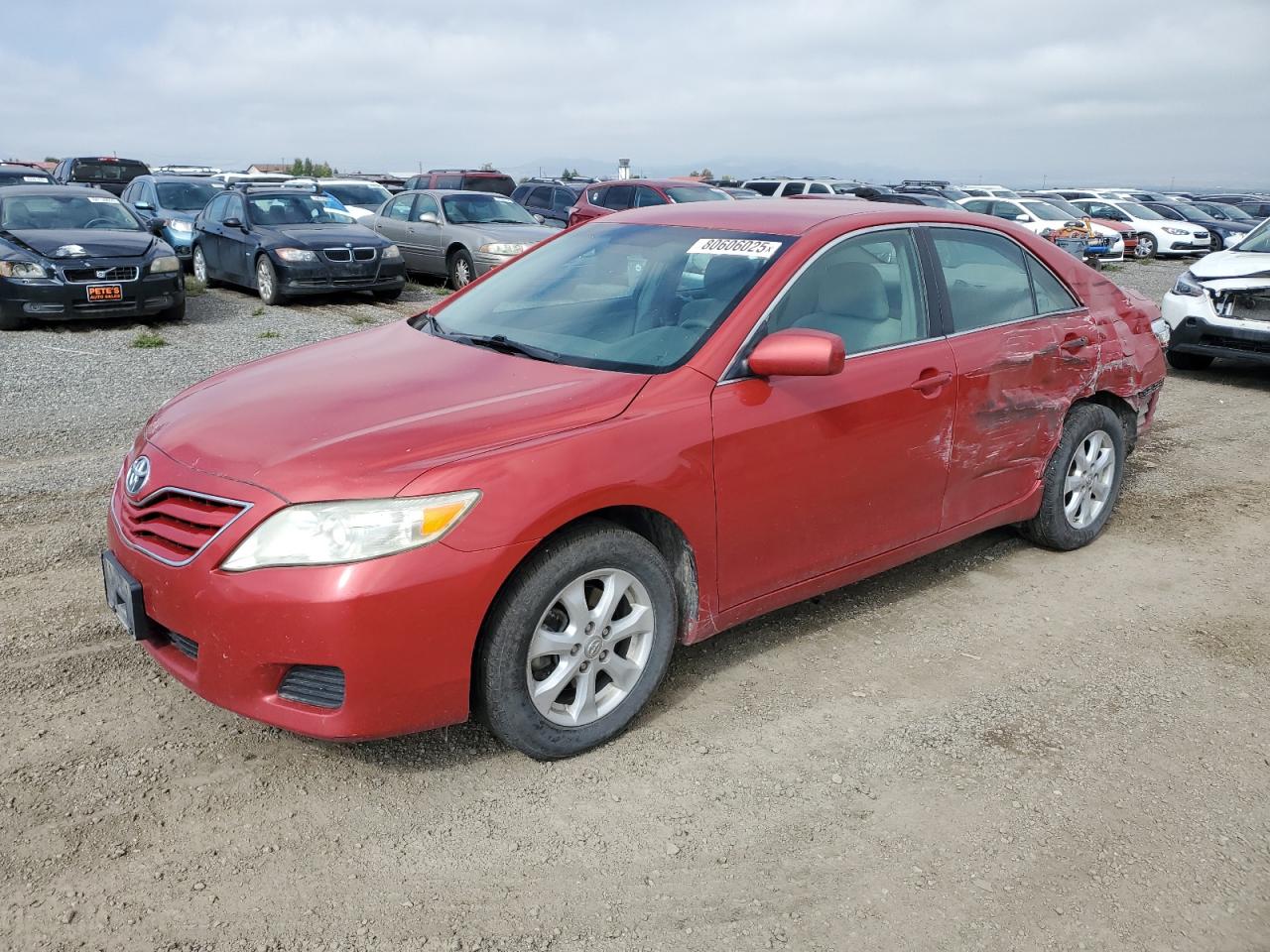 Toyota Camry Base Image 1