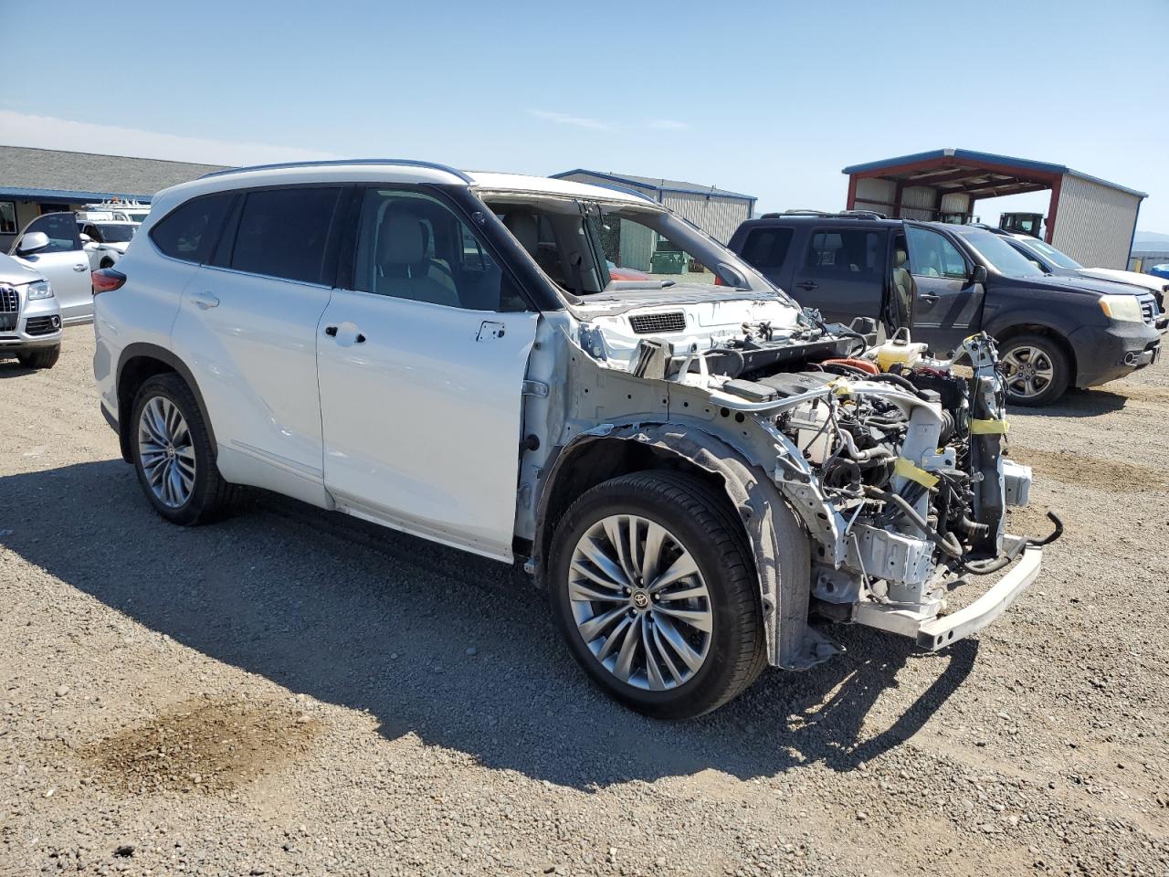 Toyota Highlander Hybrid Platinum Image 10
