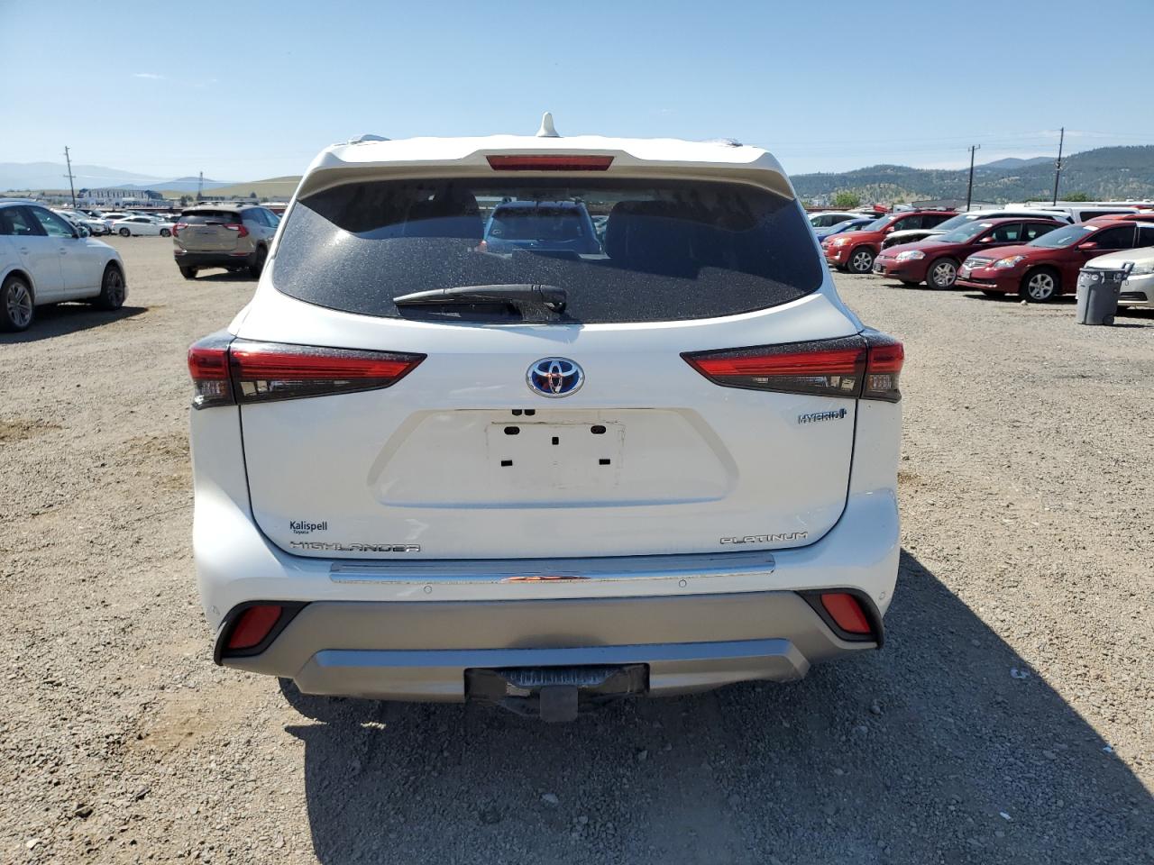 Toyota Highlander Hybrid Platinum Image 4