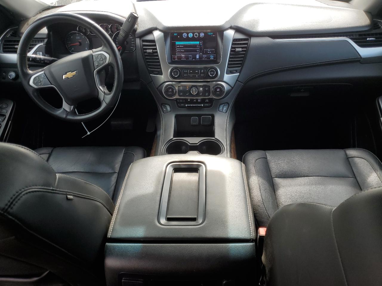 Chevrolet Suburban K1500 Lt Image 2