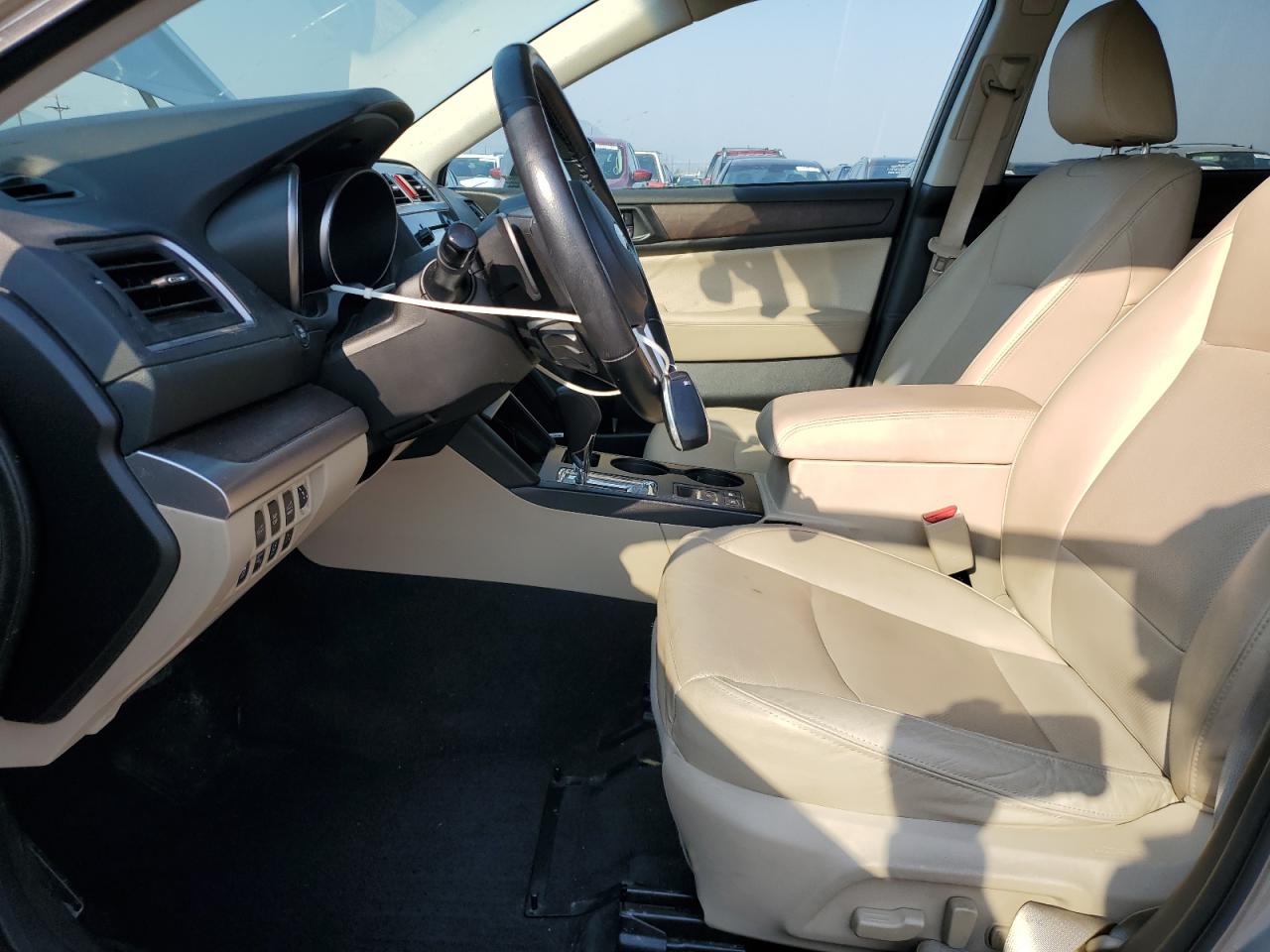 Subaru Outback 2.5i Limited Image 5