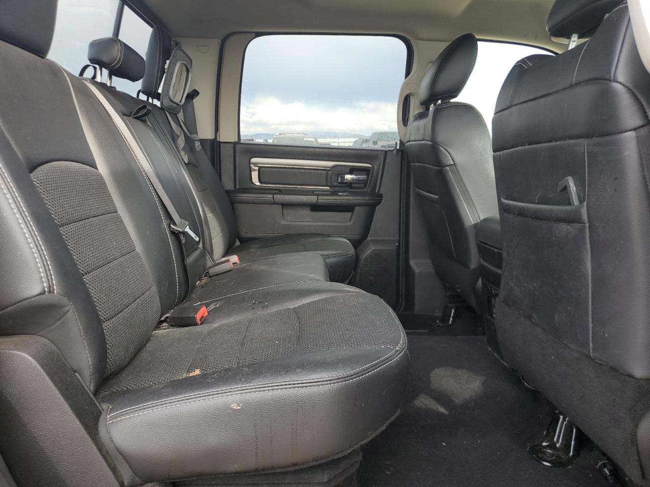 Ram 1500 Sport Image 2