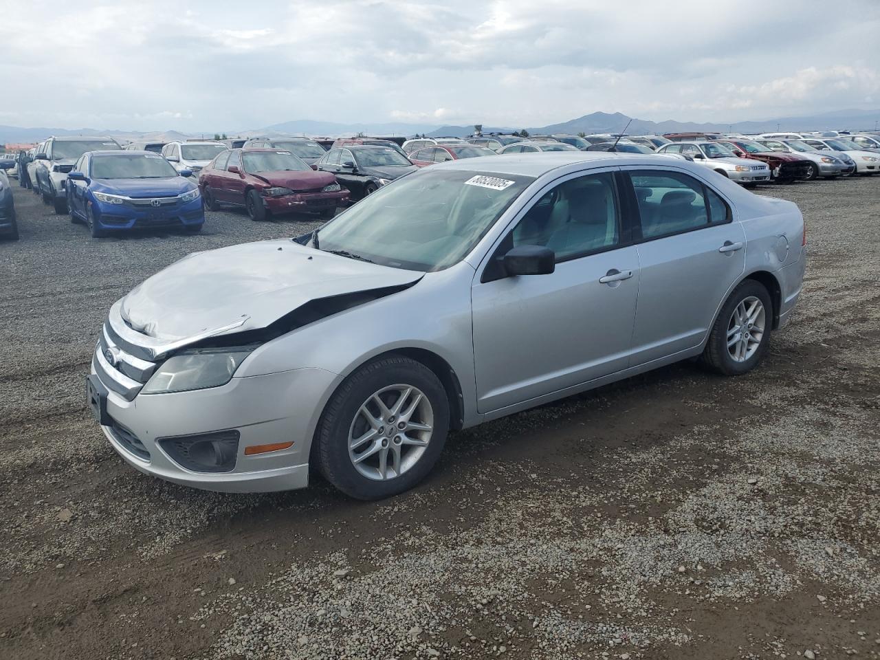 Ford Fusion S Image 1