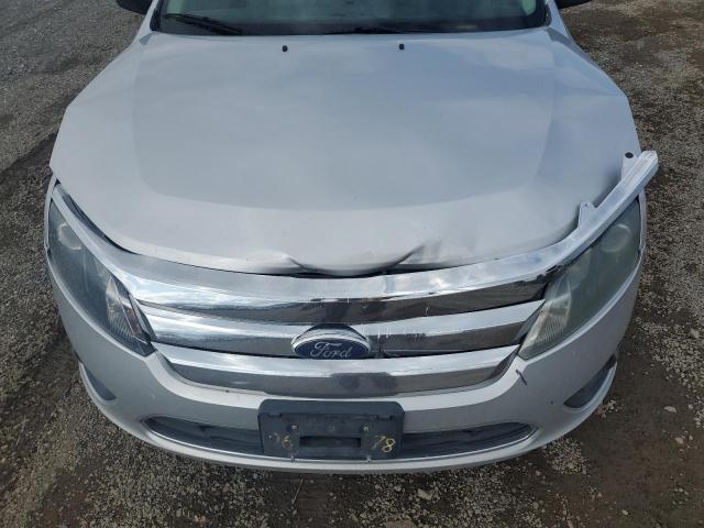 Ford Fusion S Image 5