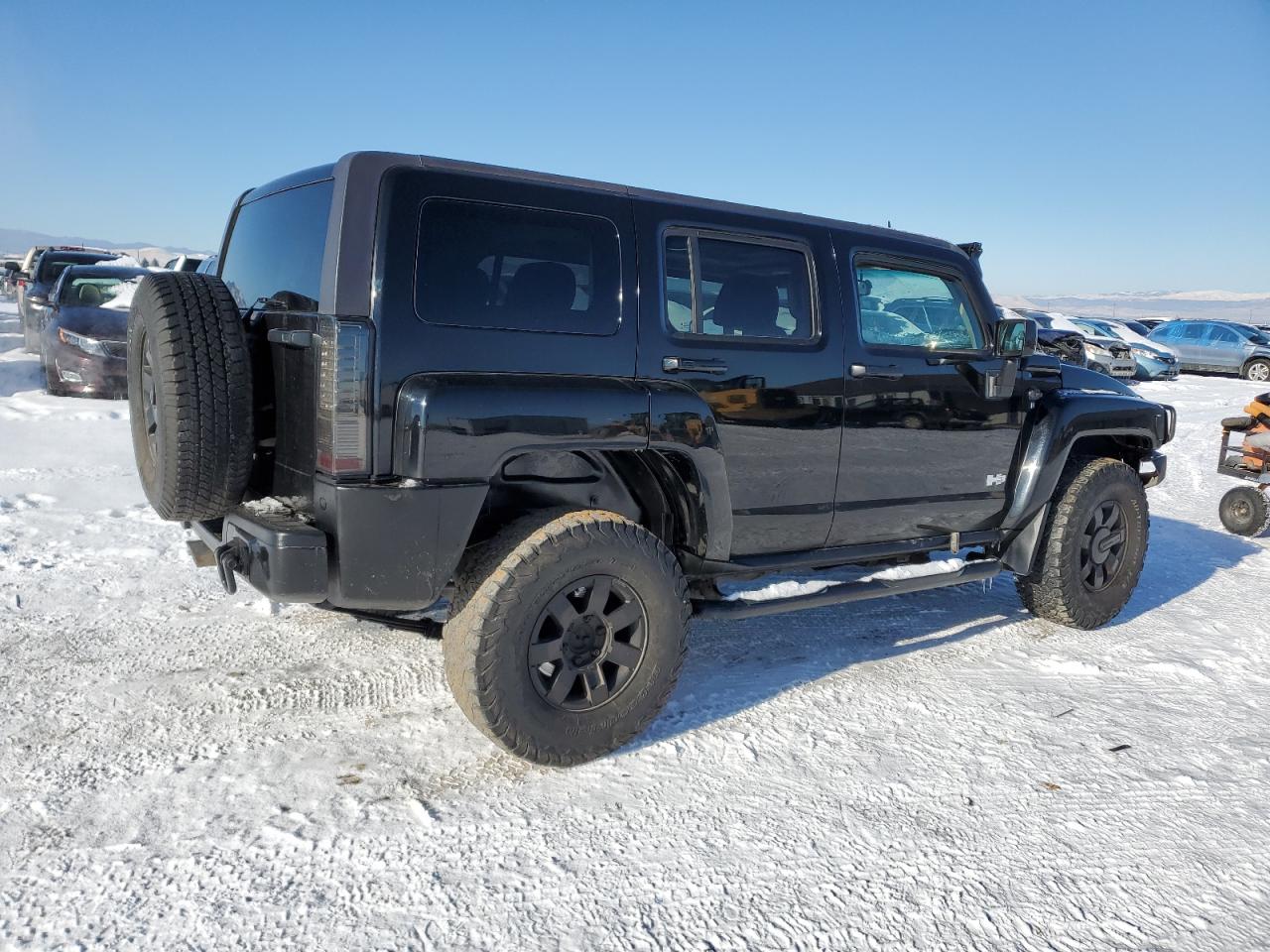 HUMMER H3 Image 2