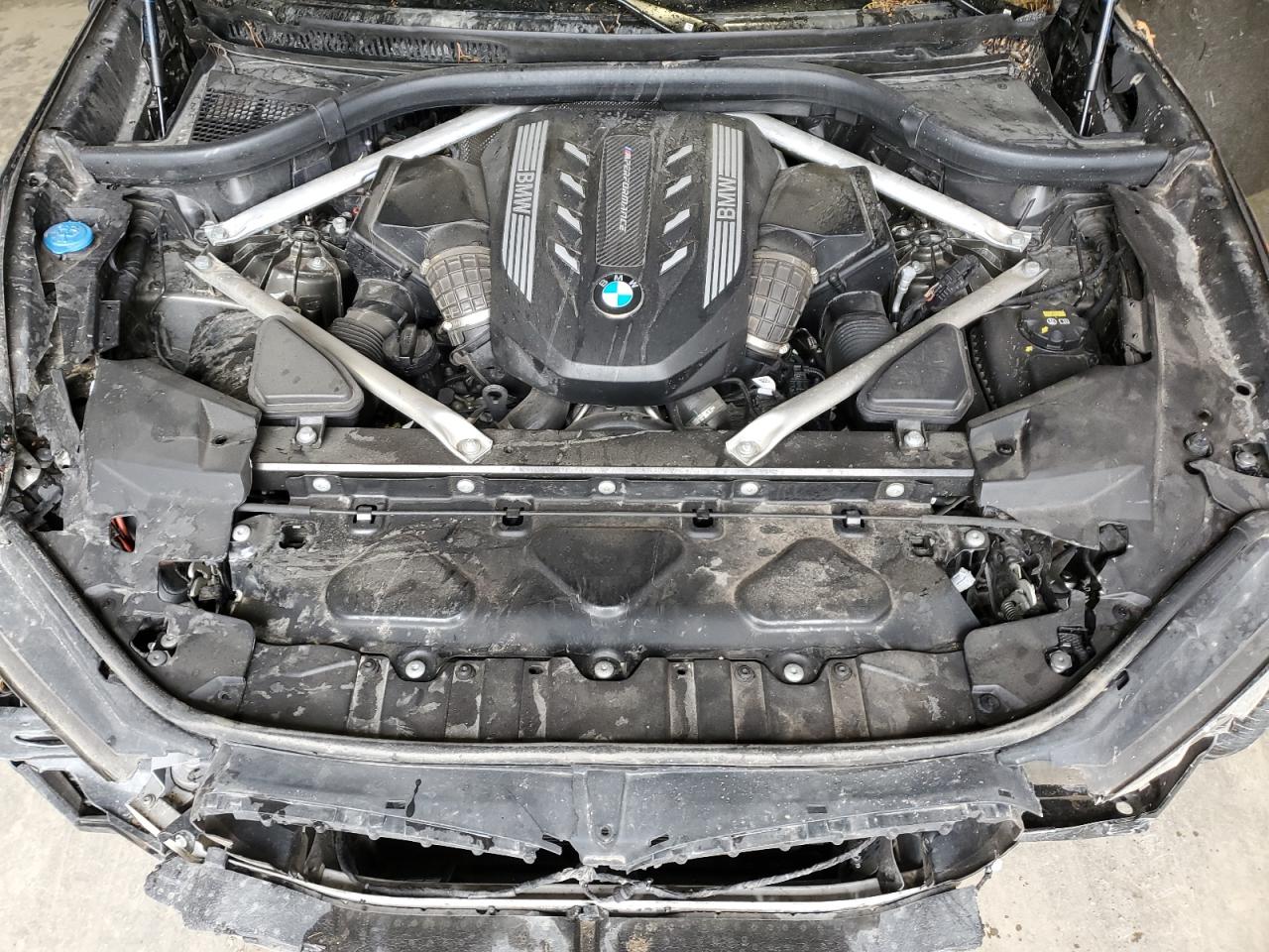 BMW X Series M50i Image 14