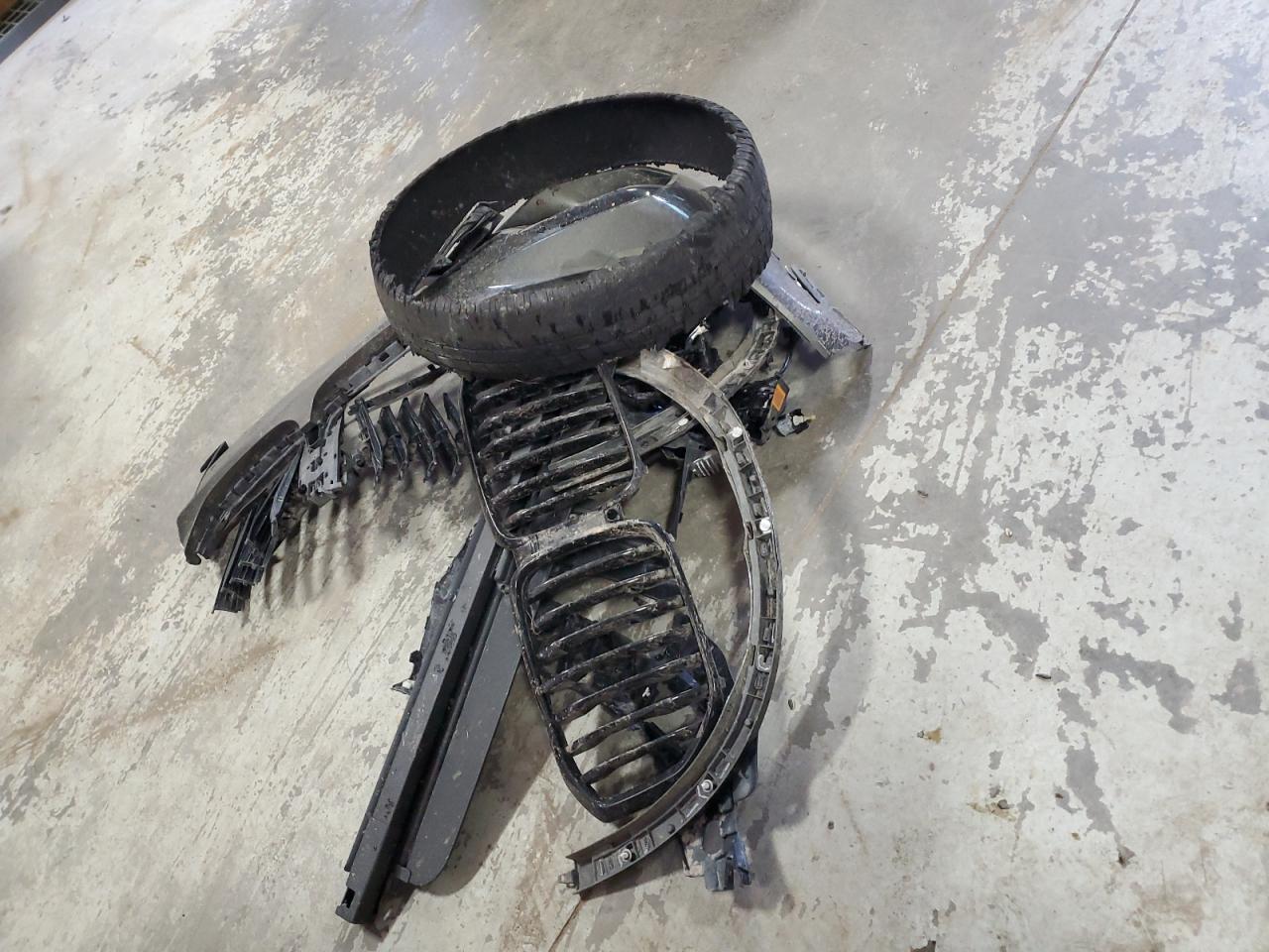 BMW X Series M50i Image 4