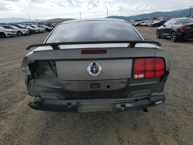 Ford Mustang Image 9