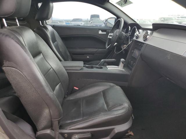 Ford Mustang Image 10