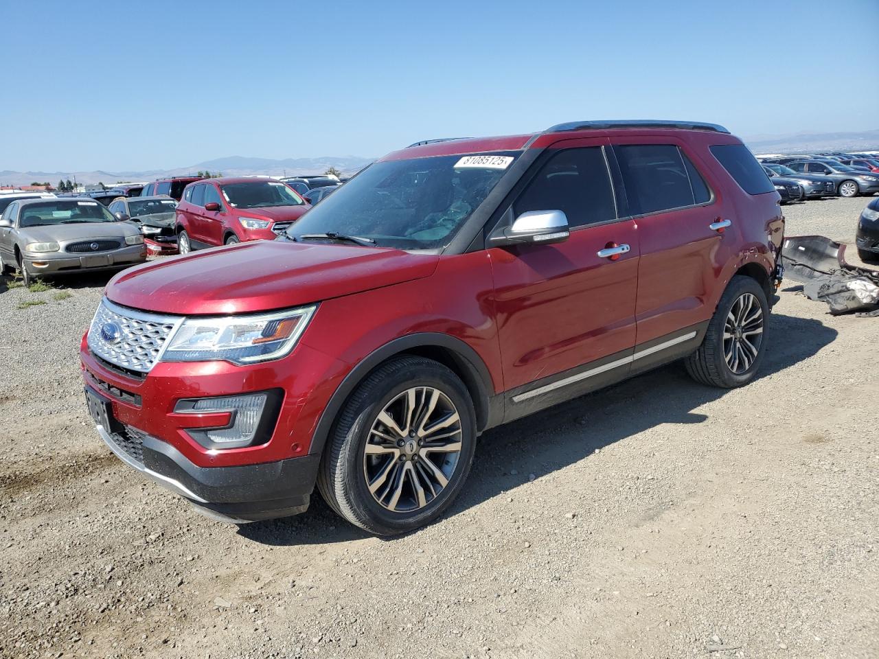 Ford Explorer Platinum Image 1