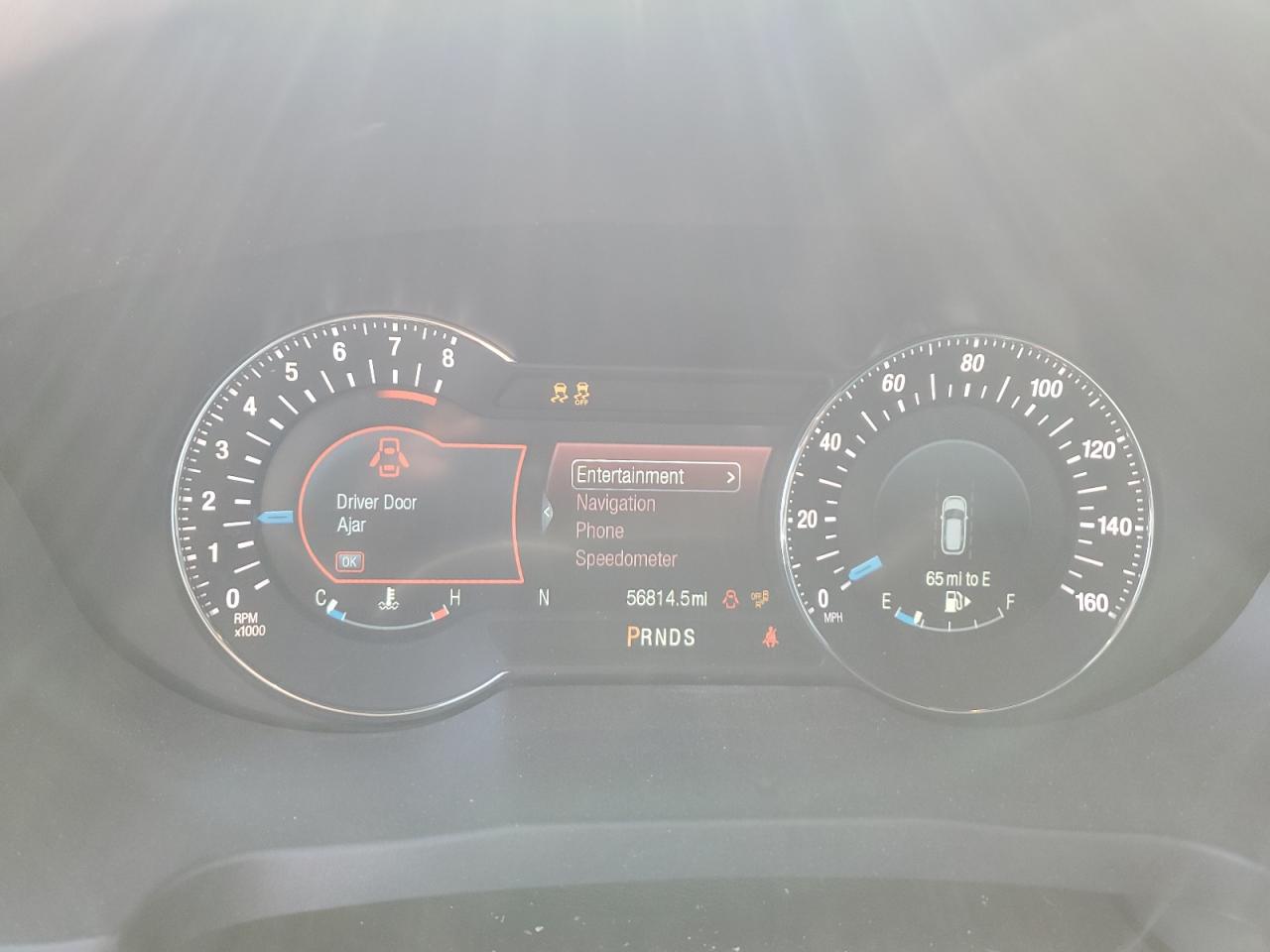 Ford Explorer Platinum Image 5