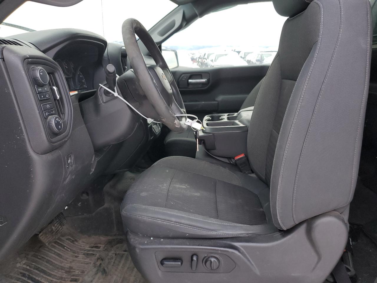 Chevrolet Silverado K1500 K1500 Image 10