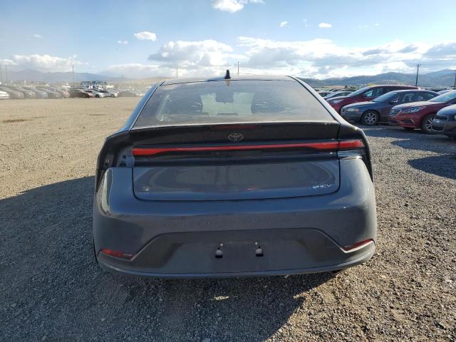 Toyota Prius Le Image 2