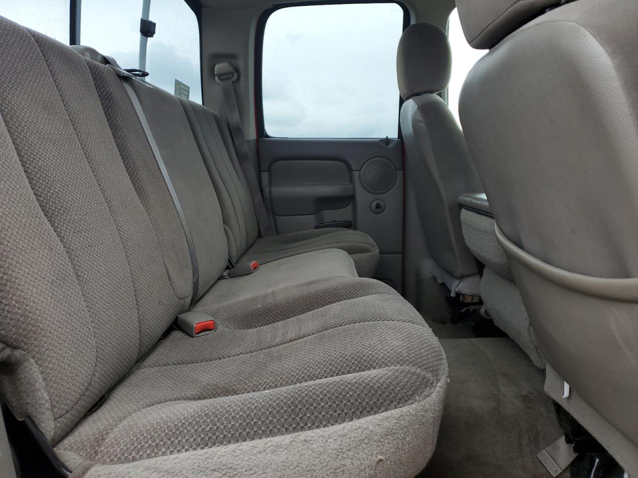 Dodge Ram 2500 St Image 5