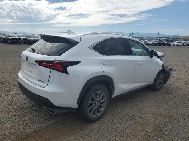 Lexus NX 300 Base Image 11