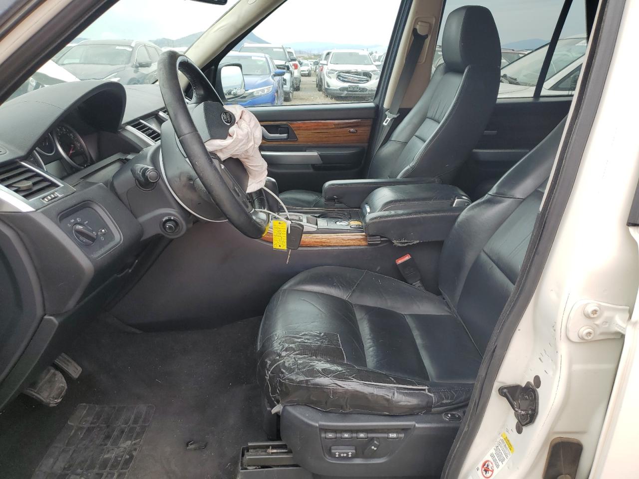 Land Rover Range Rover Supercharged Image 11