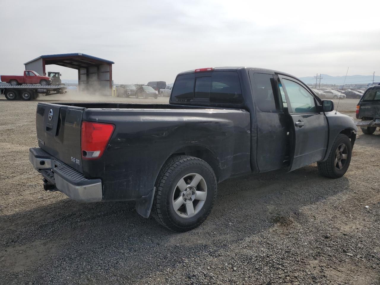 Nissan Titan Xe Image 10