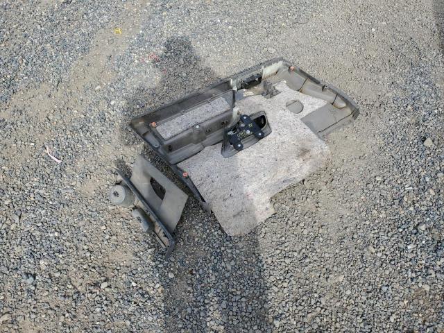 Nissan Titan Xe Image 4