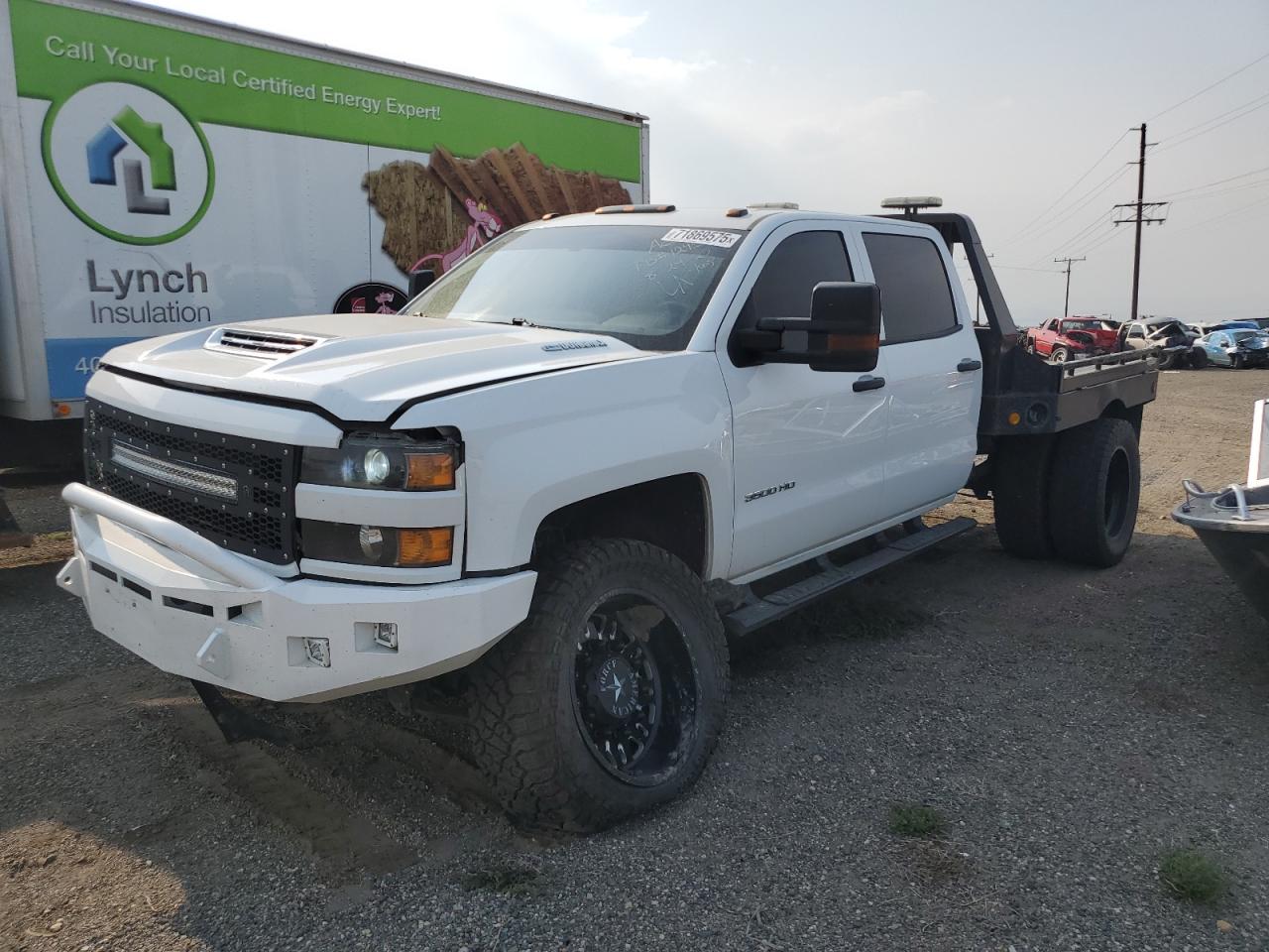 Chevrolet Silverado K3500 Image 1