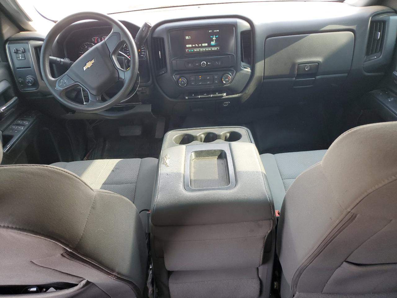 Chevrolet Silverado K3500 Image 8