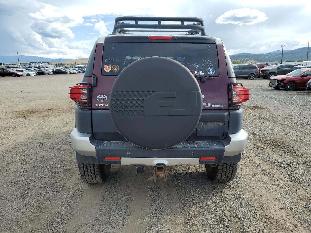 Toyota FJ Cruiser Image 13