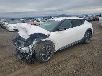  Salvage Kia EV6