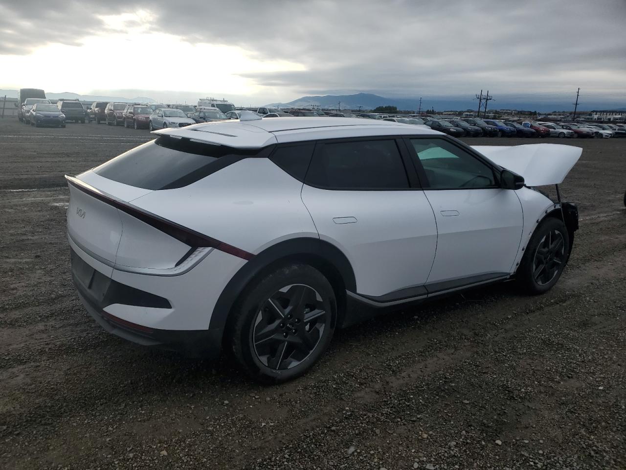 Kia EV6 Light Image 2