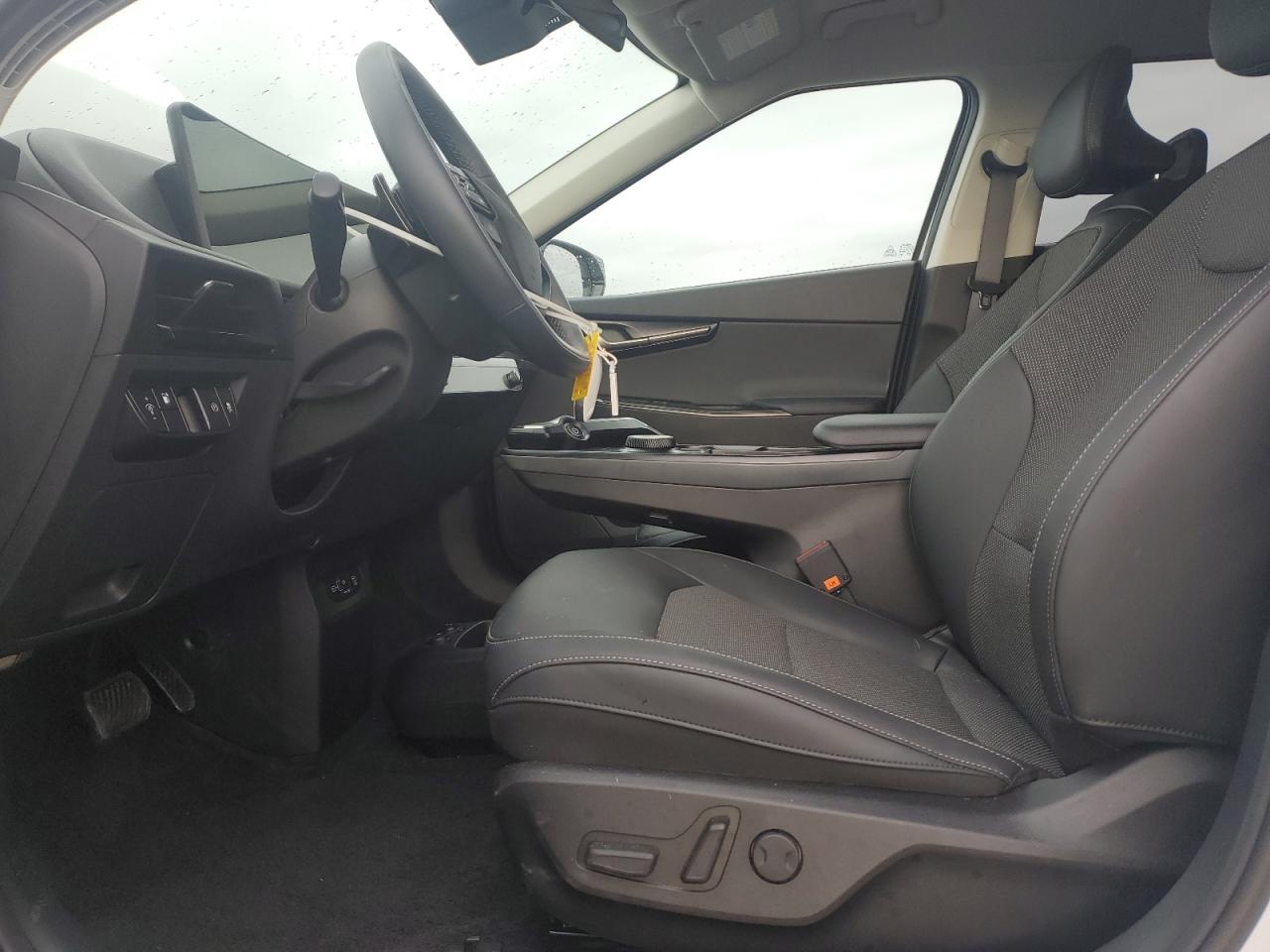 Kia EV6 Light Image 10