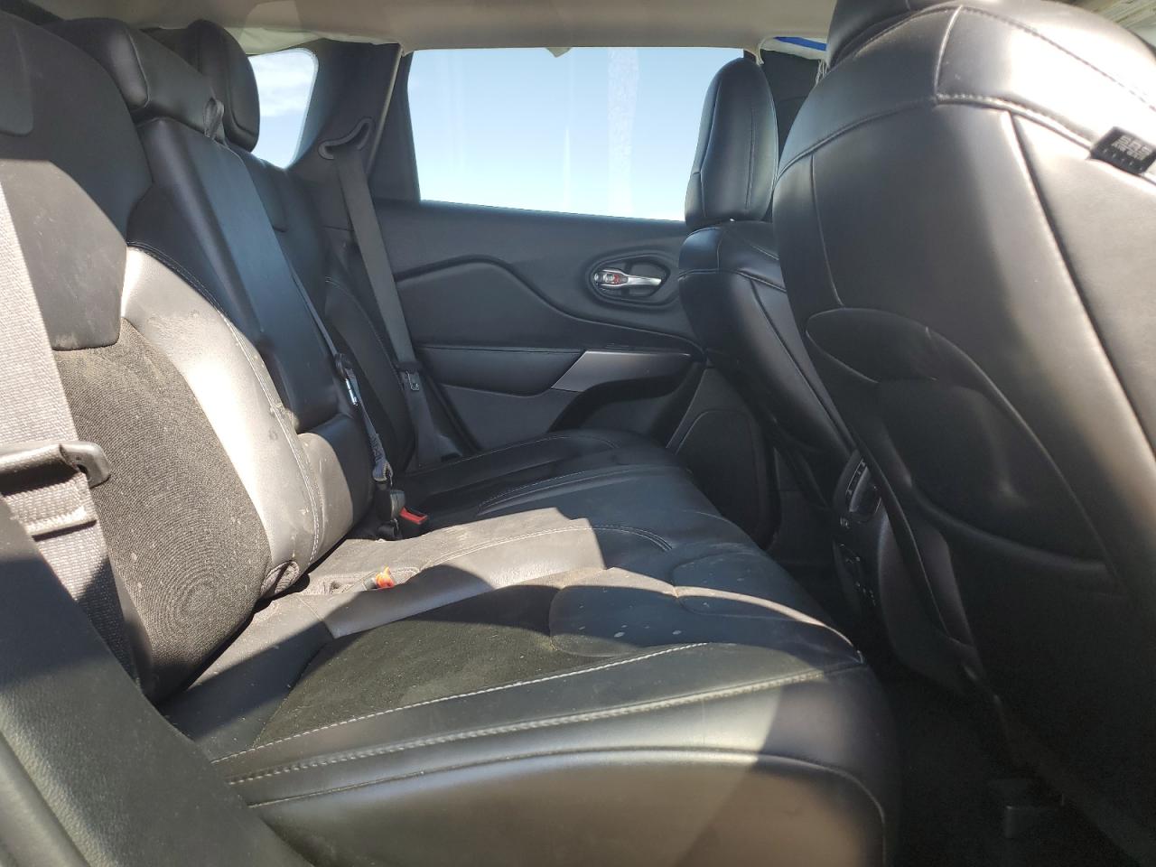 Jeep Grand Cherokee Latitude Plus Image 8