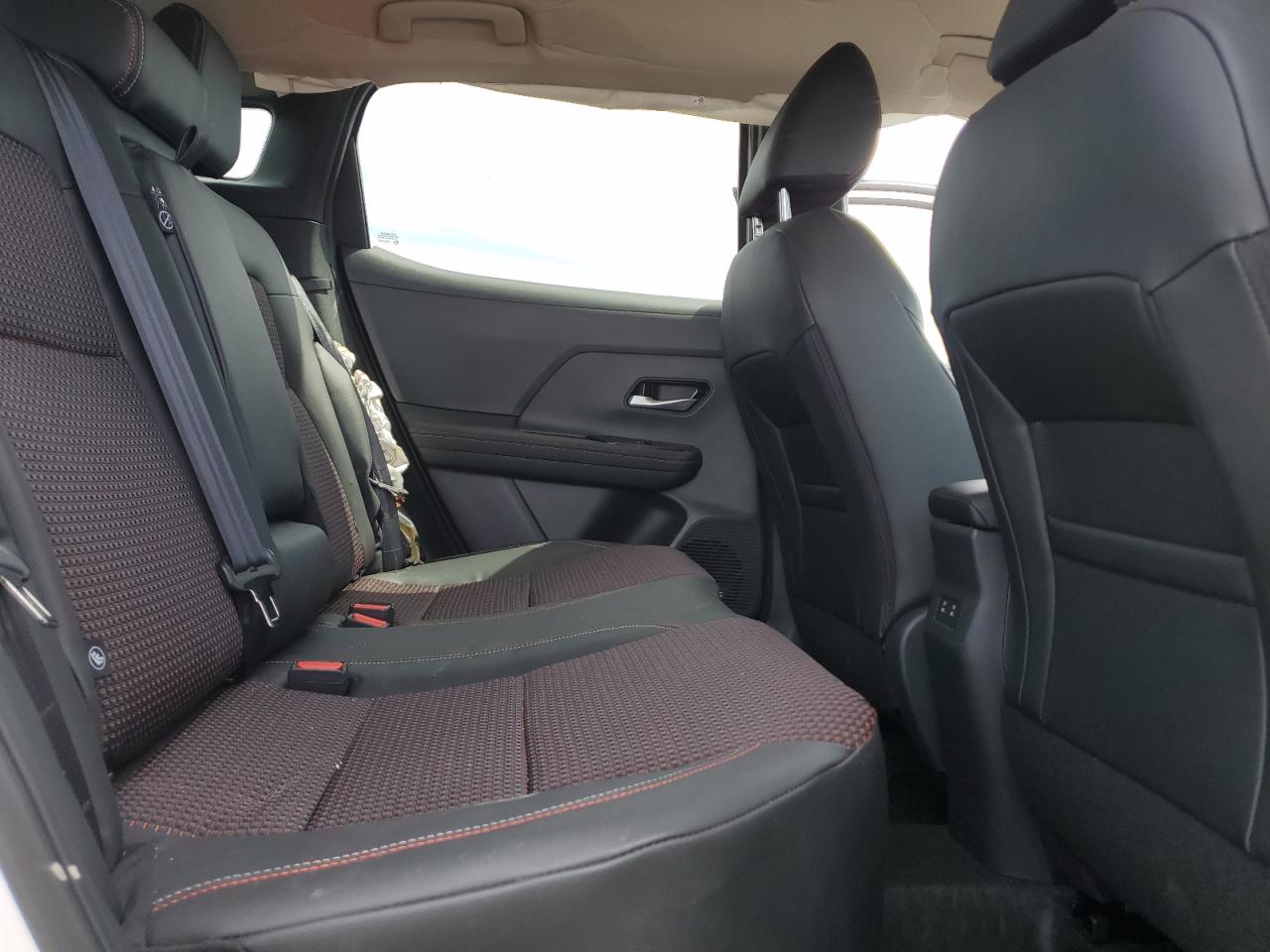 Nissan Kicks Sr Image 10