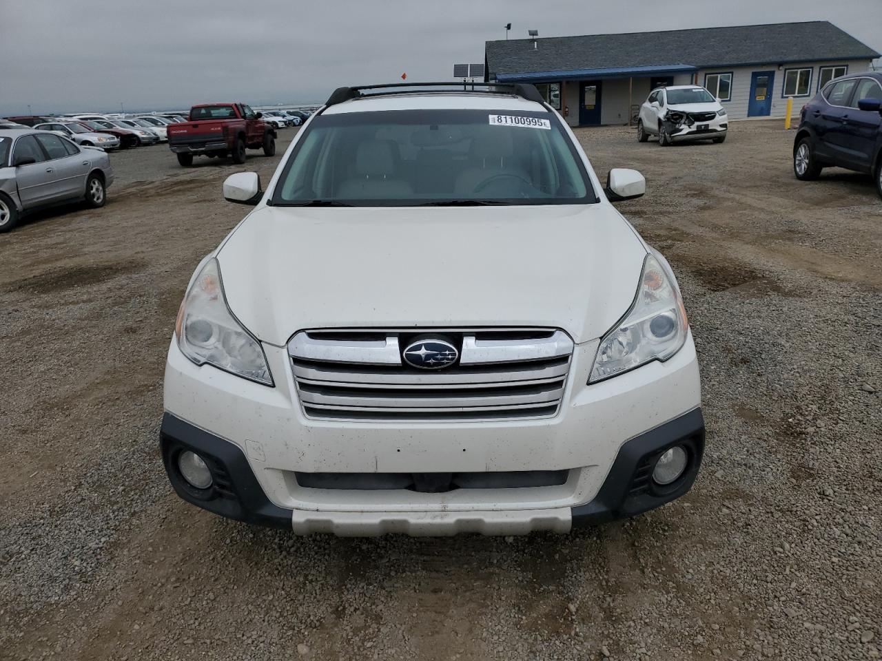 Subaru Outback 2.5i Limited Image 7