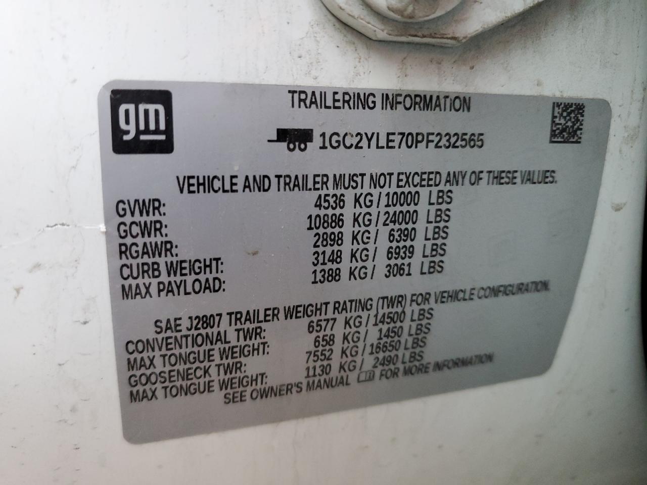 Chevrolet Silverado K2500 Heavy Duty Image 9