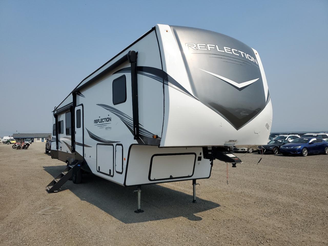 Grand Desi Reflection Image 1