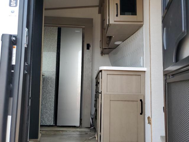 Grand Desi Reflection Image 9