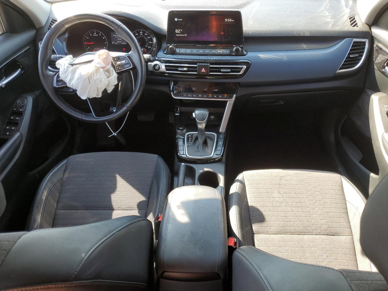 Kia Seltos Nightfall Image 9