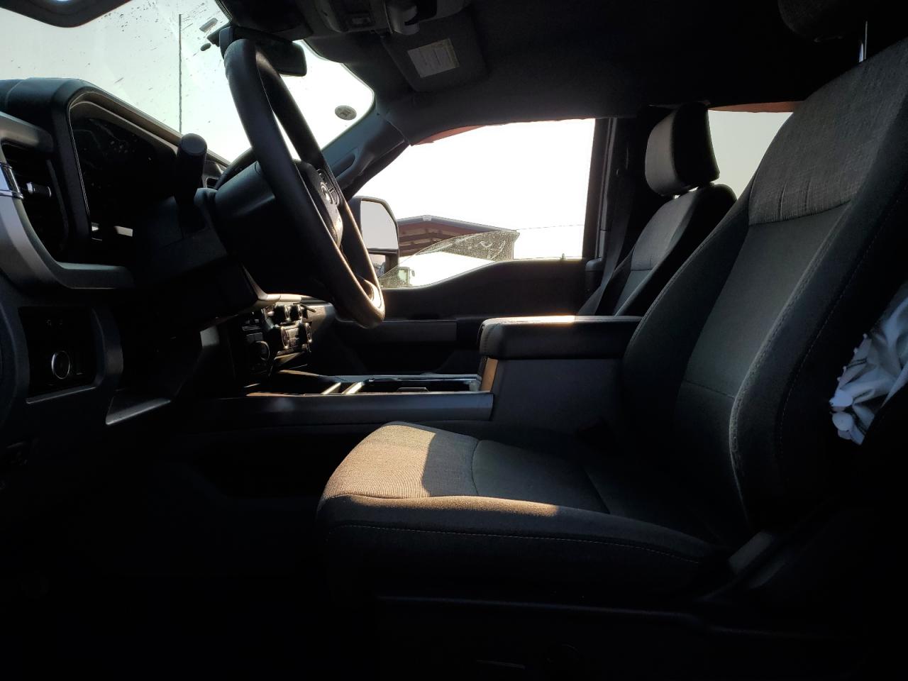 Ford F-350 Super Duty Image 8