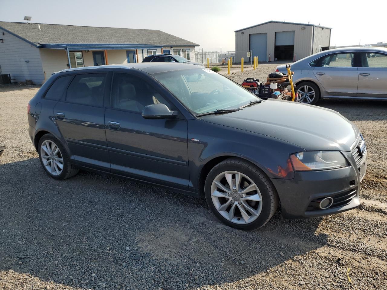 Audi A3 Premium Image 4
