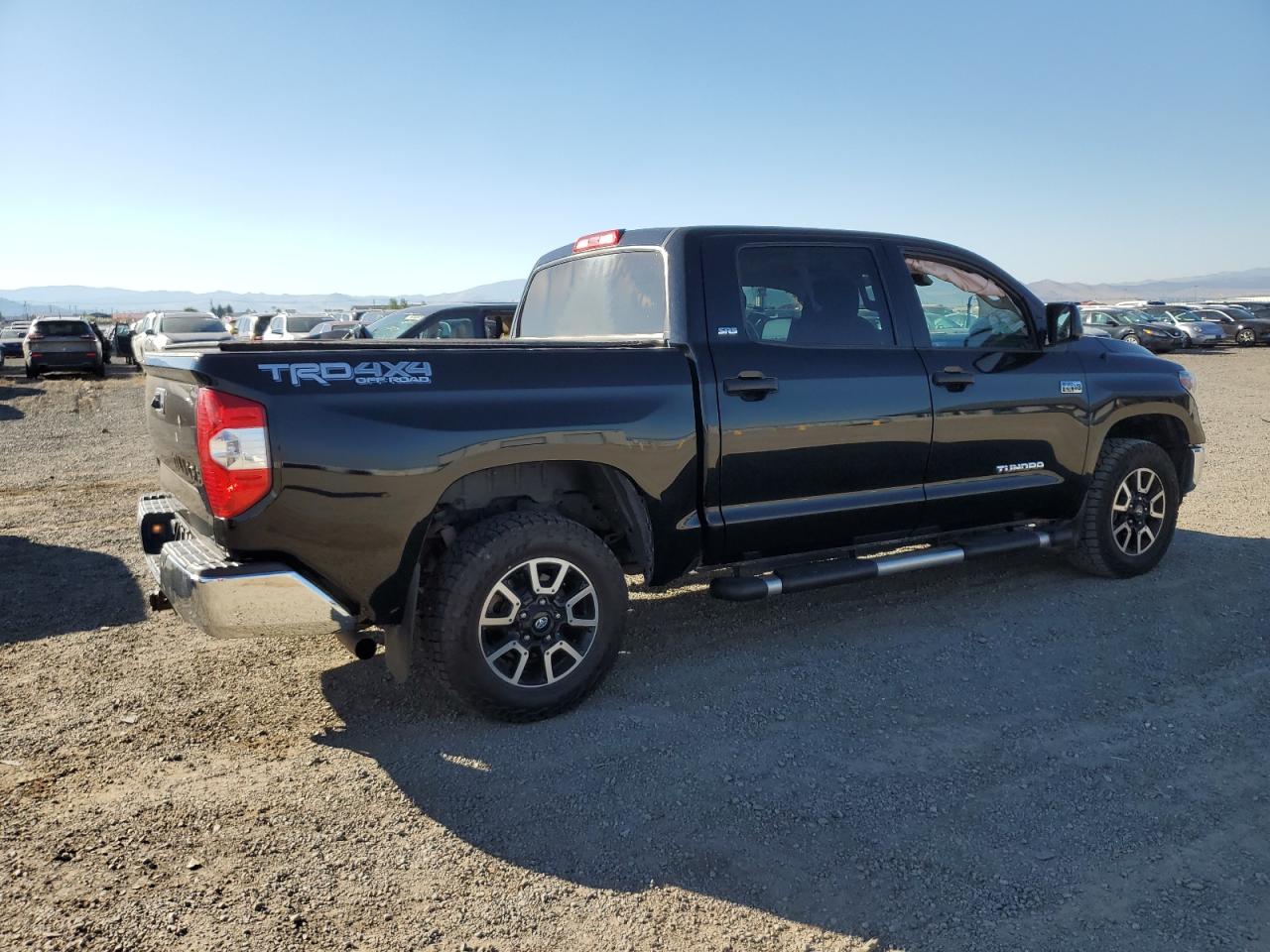 Toyota Tundra Crewmax Sr5 Image 2