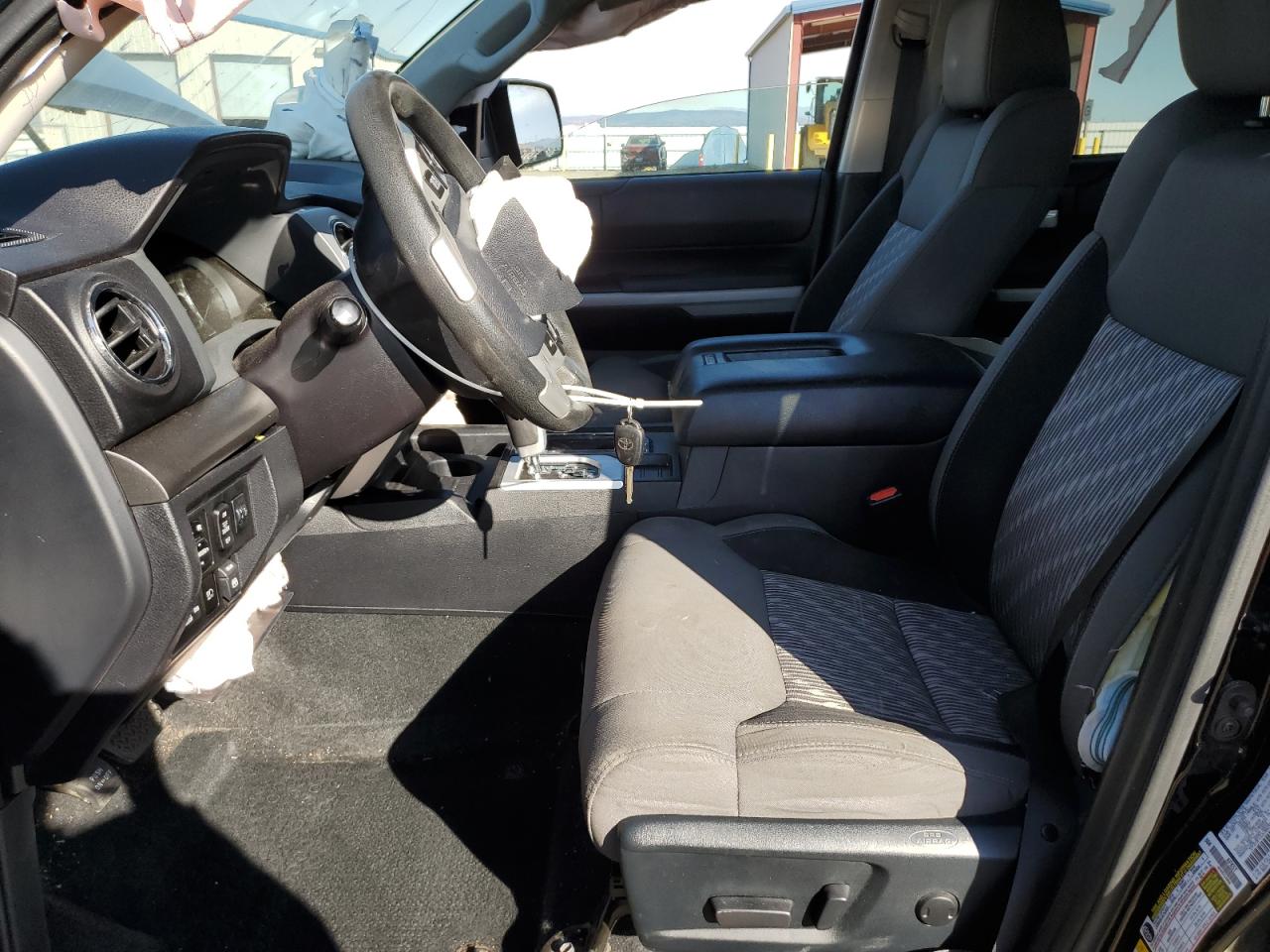 Toyota Tundra Crewmax Sr5 Image 4