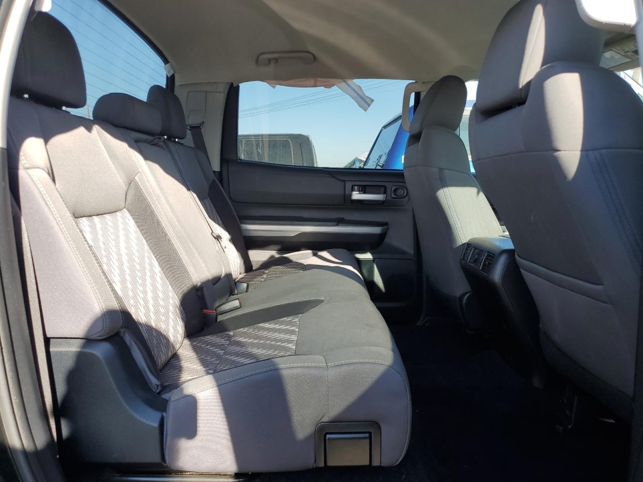 Toyota Tundra Crewmax Sr5 Image 7