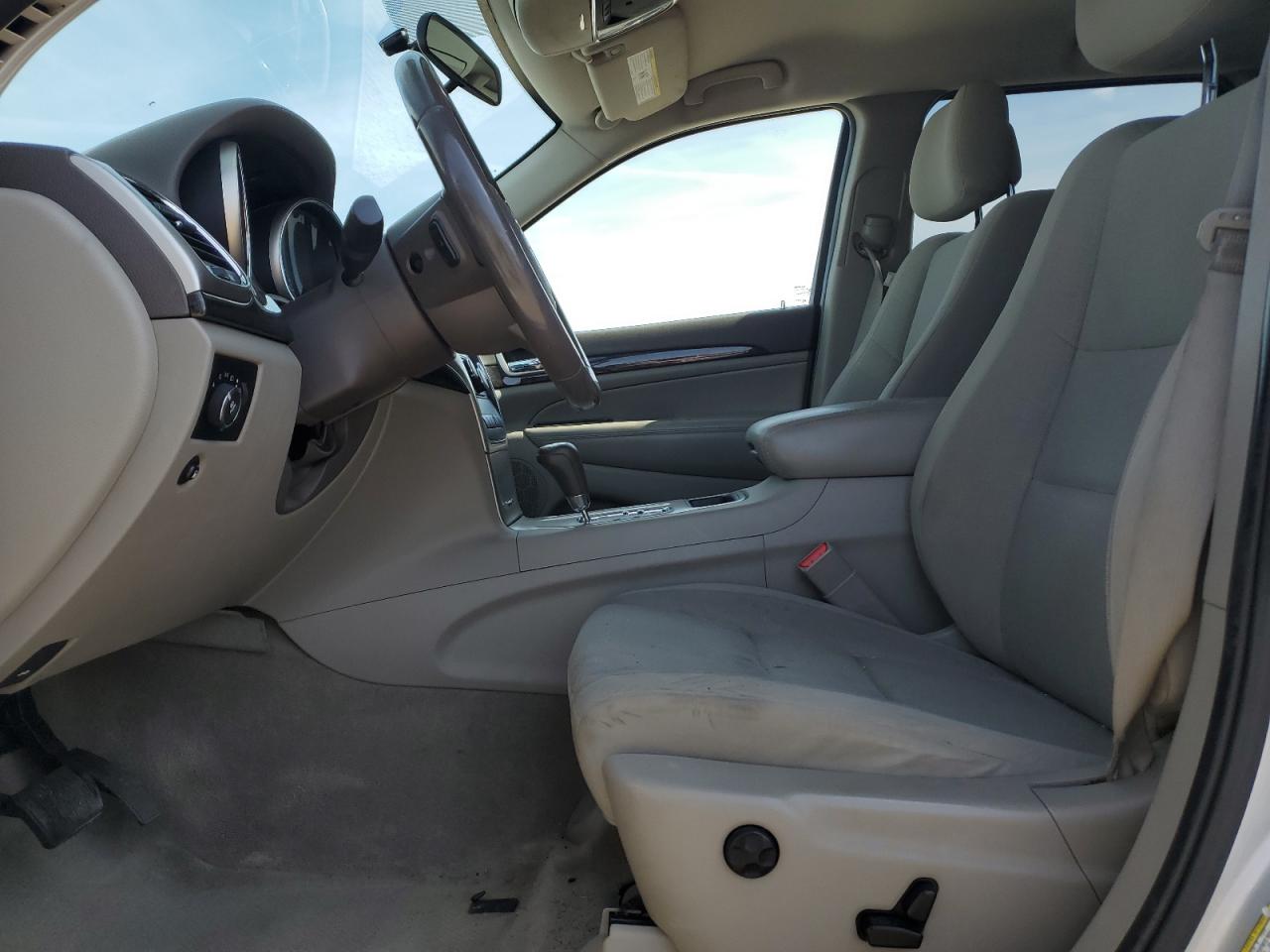 Jeep Grand Cherokee Laredo Image 10