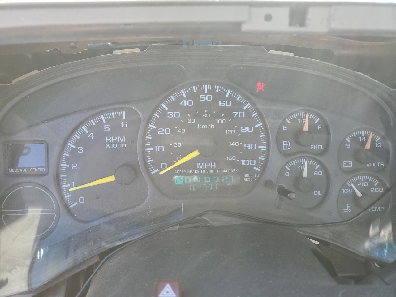 Chevrolet Silverado K1500 Image 5